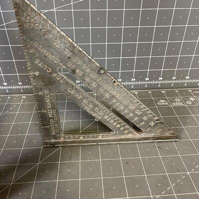 Carpenter Square and Level