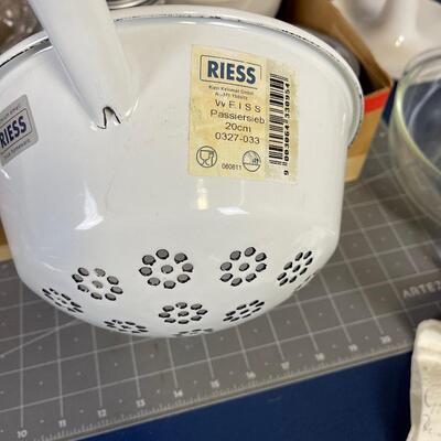 Cooking and Kitchen Items 