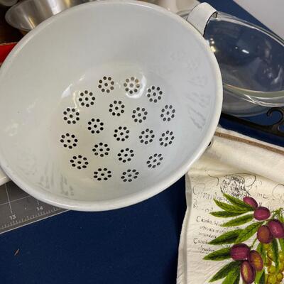 Cooking and Kitchen Items 