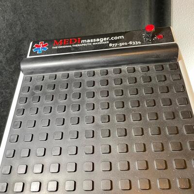 Lot 101. Foot Massager