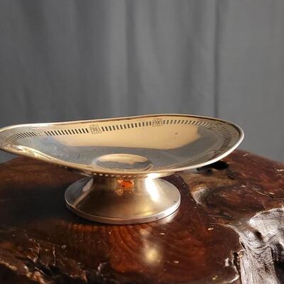 Lot 6: Vintage Sterling Silver Smal Serving Dish Hand Chased Accents