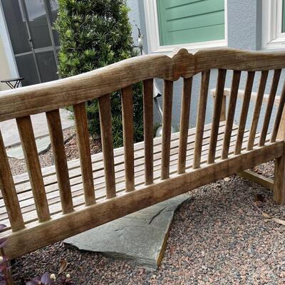 Lot 118. Outdoor Wooden Bench