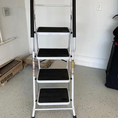 Lot 122. Household Ladder