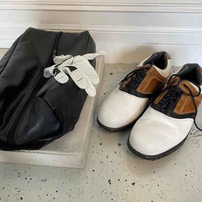 Lot 131. Men's Golf Shoes SZ 13
