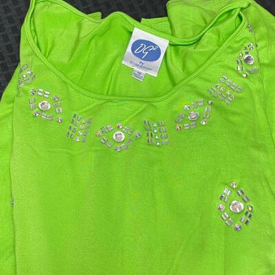 Lot of Womens 1X and Extra Large Green Tone Tops and Shirts