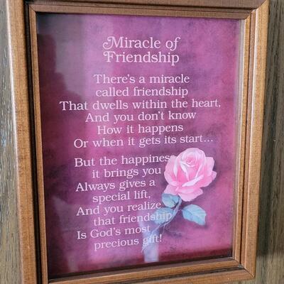 Miracle of Friendship Decor