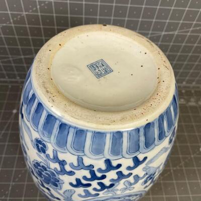 Chinese Ginger Jar with Lid Blue Transferware