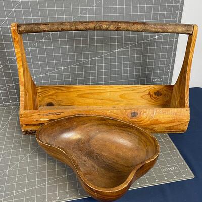 Wood Bowl And Wood Tote 