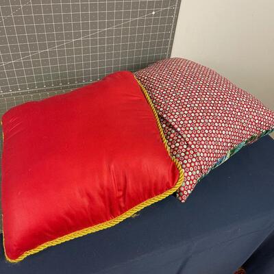 Pillow for the Holiday (2) 