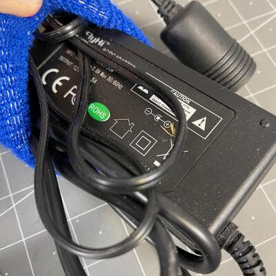 AC/ DC 12 Volt Converters 