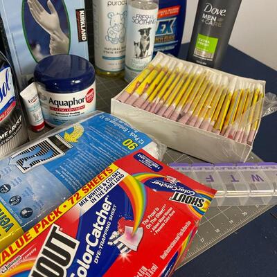 Mixed Kleenex, Gloves Pill etc. Large Box 