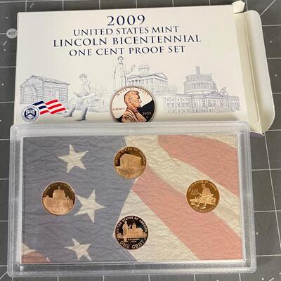 Coins: 2009 United States Mint Lincoln One Cent Proof Set 