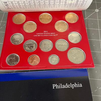 Coins: 2011 United States Mint Coin Set  Uncirculated   