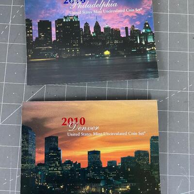 Coins: 2010 United States Mint Coin Set  Uncirculated   