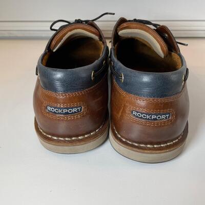 Lot 141  Rockport Deck Shoes. Men's SZ 13