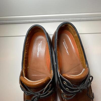 Lot 141  Rockport Deck Shoes. Men's SZ 13