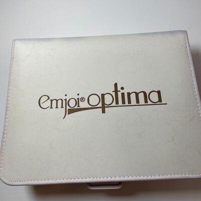 Lot 154. Emjoi Optima Epilator