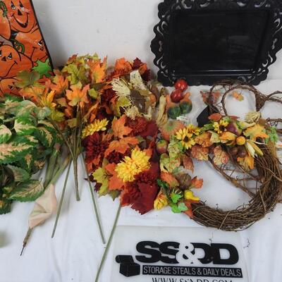 Fall and Halloween Decor: Faux Flowers, Twine Hearts, Wreath, Black Tray