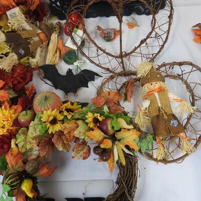 Fall and Halloween Decor: Faux Flowers, Twine Hearts, Wreath, Black Tray