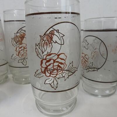 24 pc Kitchen Lot: Butterfly/Flower Cups, Steak Knives, Doilies/Napkins, Tongs