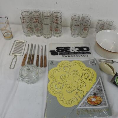 24 pc Kitchen Lot: Butterfly/Flower Cups, Steak Knives, Doilies/Napkins, Tongs