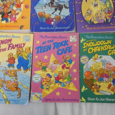 19 Berenstain Bears Books, Bermuda Triangle-The Wheelchair Commando