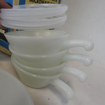 31 pc Dyna-Ware Fire-King Anchor Hocking Lifetime Ovenware WITH BOX - Vintage