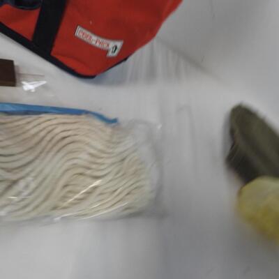 Household Lot: Insulated Bag, Mop Heads, Dust Pan, Gloves