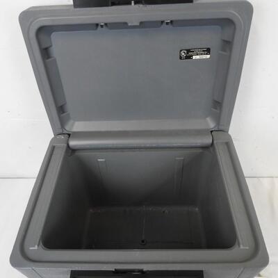 Sentry Fireproof Safe, No Key, Open