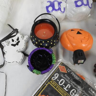 Halloween Lot: Witch Wall Decor, Orange Ceramic Jars, Bear Figurines