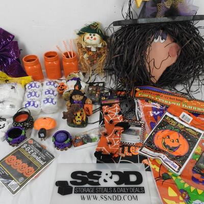 Halloween Lot: Witch Wall Decor, Orange Ceramic Jars, Bear Figurines