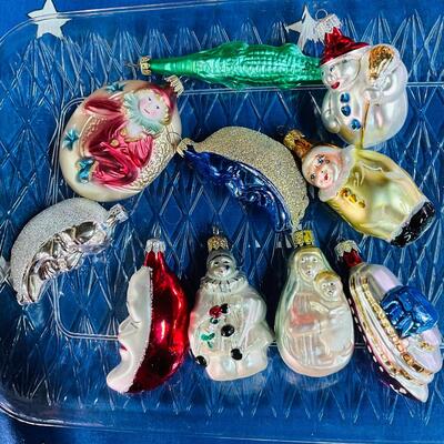 AA GROUP OF 10 FIGURAL GLASS CHRISTMAS ORNAMENTS MOON CLOWNS ALLIGATOR