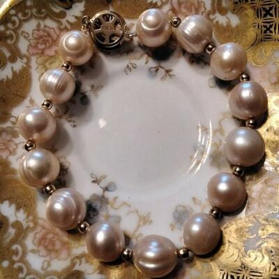 BIG BEAUTIFUL BAROQUE 10MM SOUTH SEA PINK PEARL BRACELET 14K CLASP AND 14K BEADS 7.5