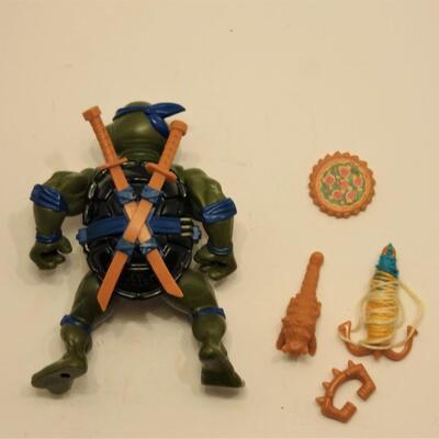 Vintage TMNT Playmate Toys 1991 Storage Shell Leonardo Action Figure