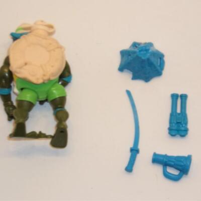 Vintage TMNT Playmate Toys 1992 Lifeguard Leo Action Figure