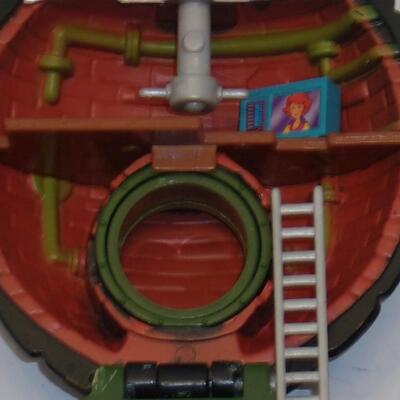 Vintage TMNT 1994 Leonardo's Mini Mutant Lair Micro Playset