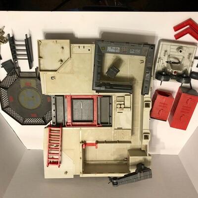 Vintage 1985 GI Joe Transportable Tactical Battle Platform
