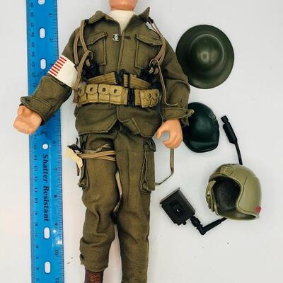 Vintage 1996 Hasbro G.I. Joe 12" Action Figure