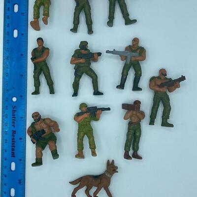 Vintage 1986 Mattel Guts Lot of 11 Jungle Force Mini Figures