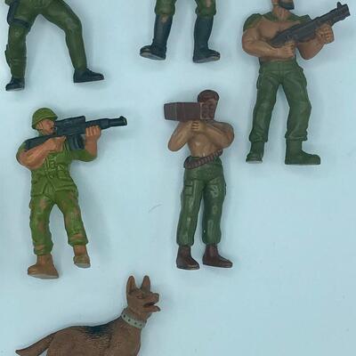 Vintage 1986 Mattel Guts Lot of 11 Jungle Force Mini Figures