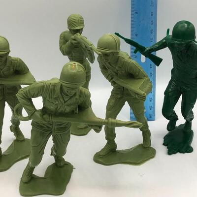 Vintage Large Scale Army Men (Set of 5)
