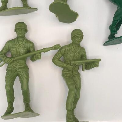 Vintage Large Scale Army Men (Set of 5)