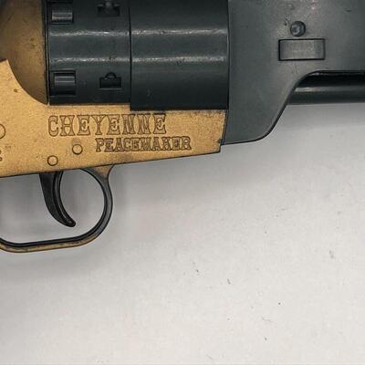 Vintage Empire Plastics Cheyenne Peacemaker Toy Gun