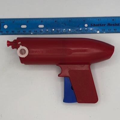 Vintage Kenner 1965 Bubble Matic Ray Gun