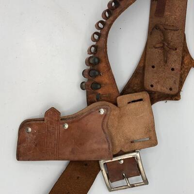 Vintage Fanner Leather Ammo Belt with a Leather Holster