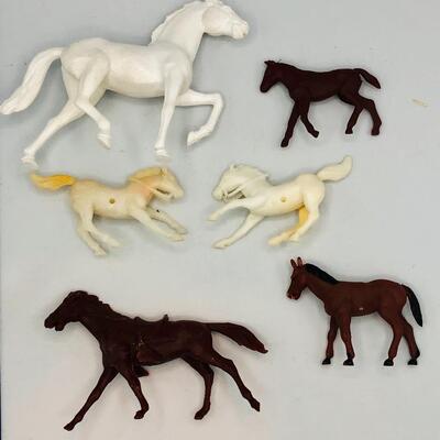 Vintage Collection on 1960-1970 Horses