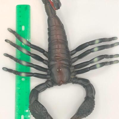 Jumbo Fake Scorpion