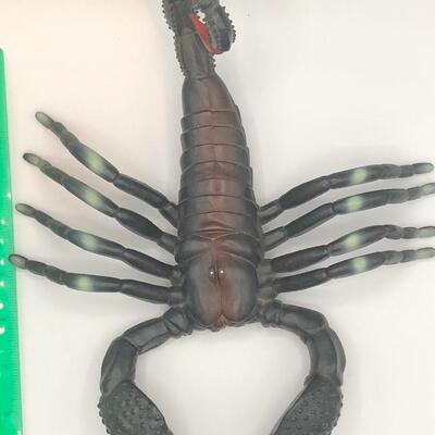 Jumbo Fake Scorpion