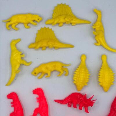 Vintage Dinosaur Toys Lot