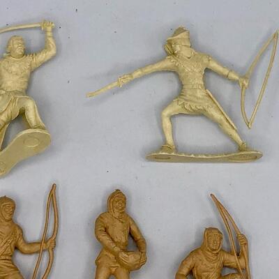 Vintage Marx Robin Hood Playset Mini Figures